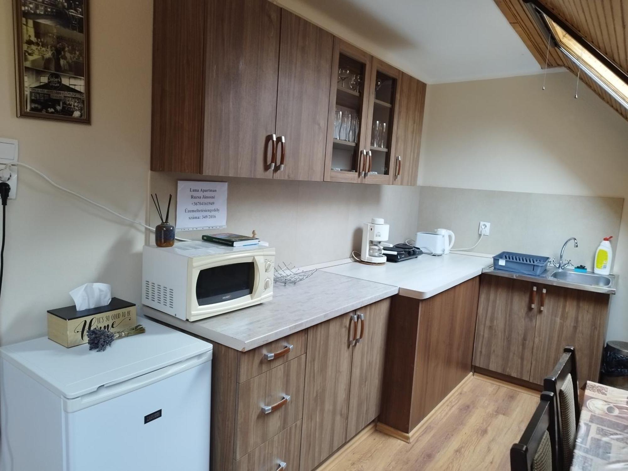 Luna Apartman Gyula Exteriér fotografie